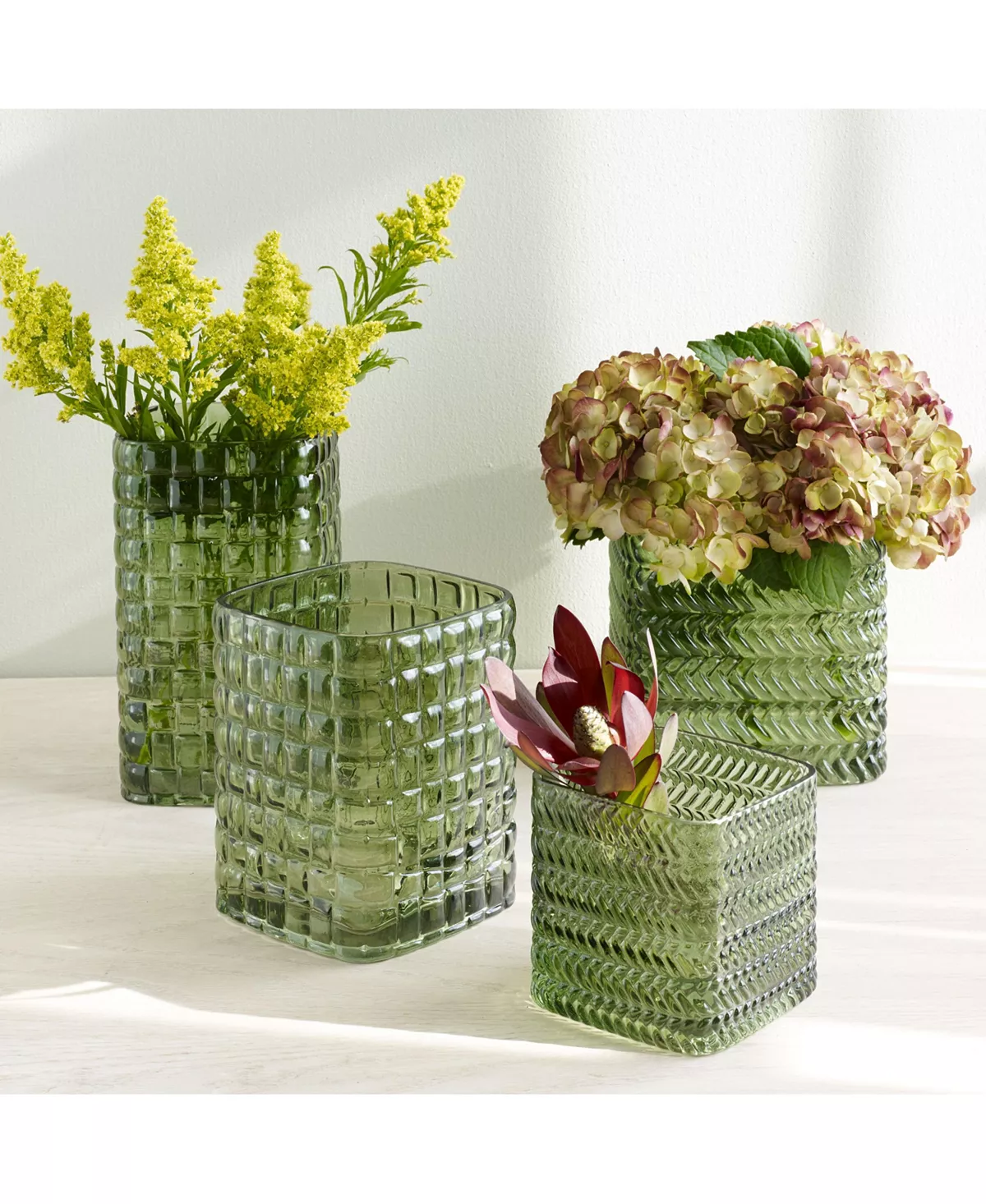Design Ideas Greenwich Vase, Herringbone, Large - Image 3